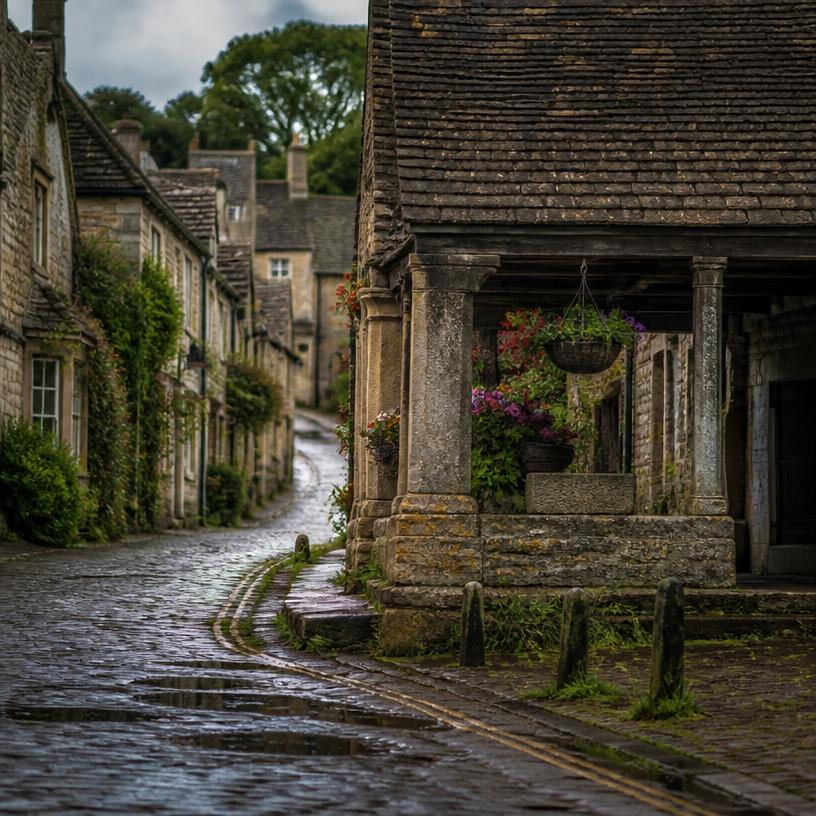 Quirky Corners of England: A Nostalgic Journey